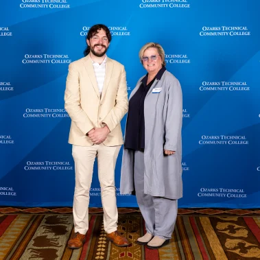 Vesta Meents Carr Memorial Scholarship