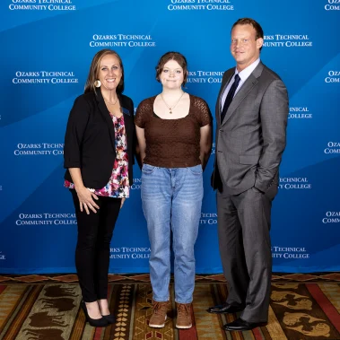 Max and Fern DeForest Memorial Scholarship